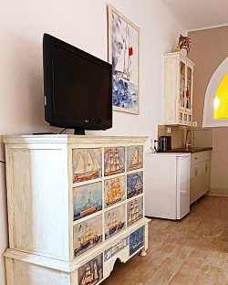 Naxos Residence