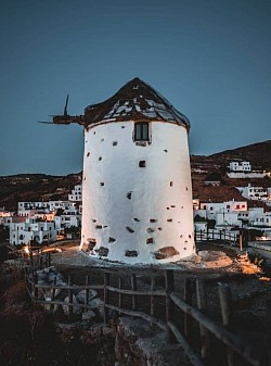 Naxos Residence